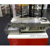 德國joest小型振動(dòng)篩SDE可用于粗料/超長(cháng)和/或細料篩分