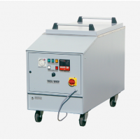 TOOL-TEMP 調理浴槽TT-100型，調節槽允許水和蒸汽溫度高達90°C
